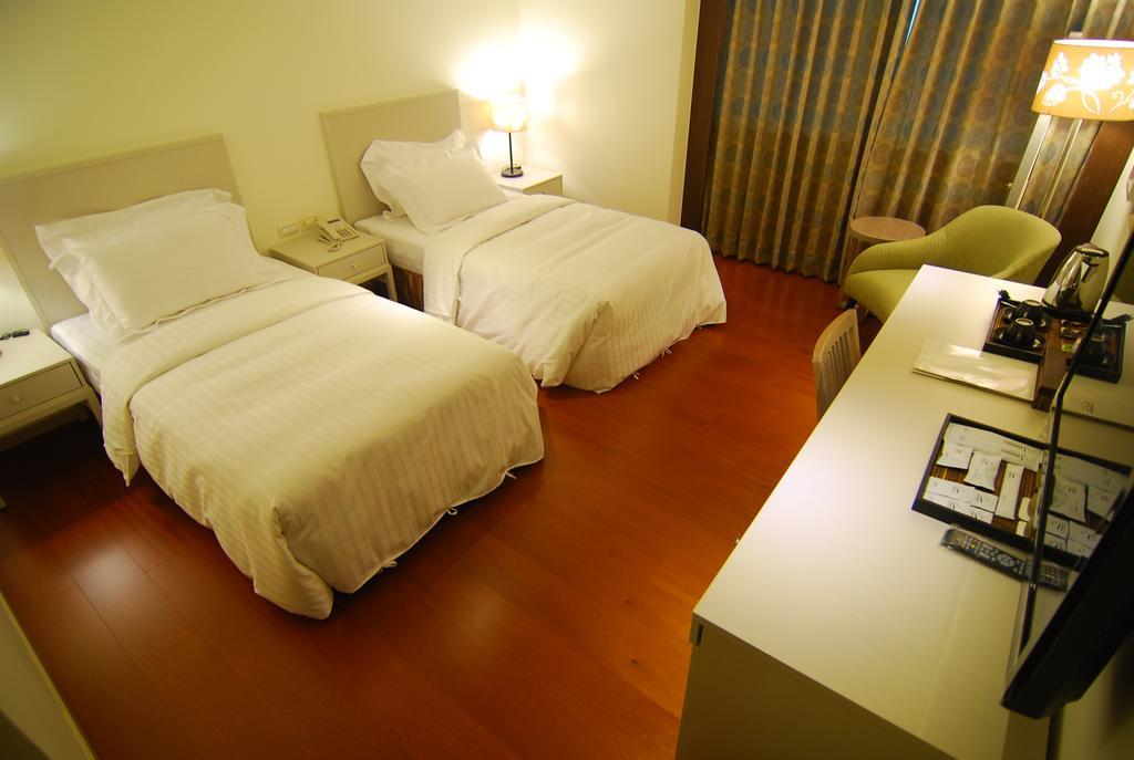 Taitung Bali Suites Hotel Exterior foto